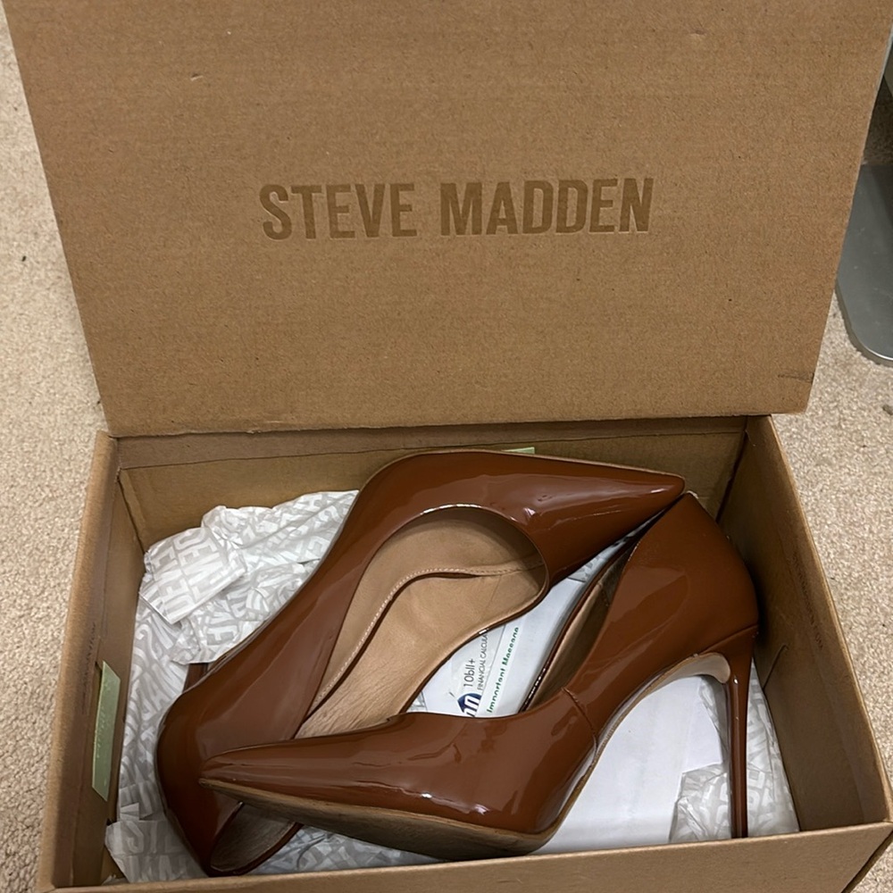 Brown Steve Madden heels